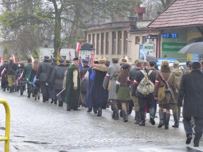 Powiększ