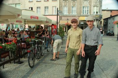 Powiększ