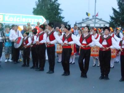 Powiększ