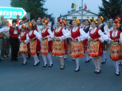 Powiększ