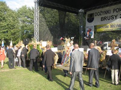 Powiększ