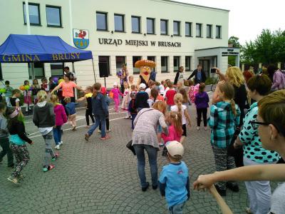 Powiększ