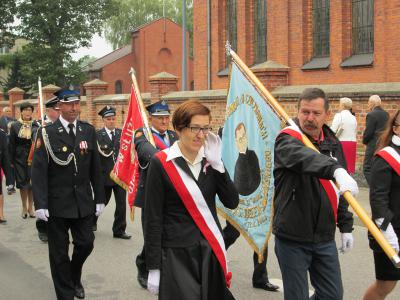 Powiększ