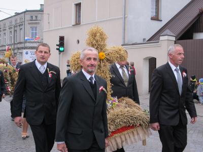 Powiększ