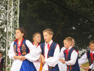 Powiększ