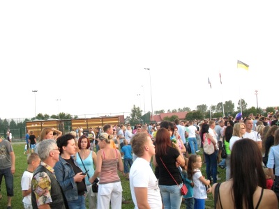 Powiększ