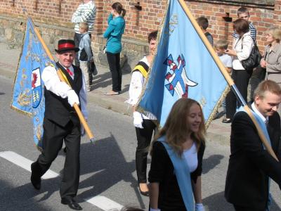Powiększ