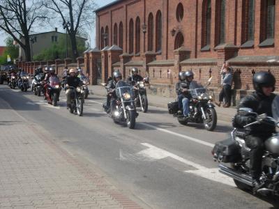 Powiększ