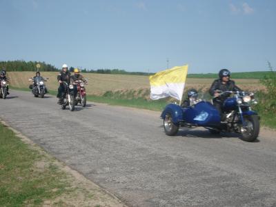 Powiększ