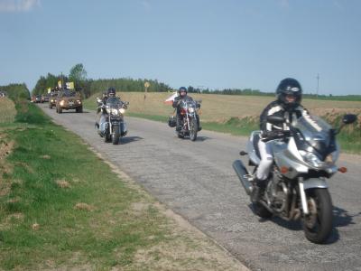 Powiększ
