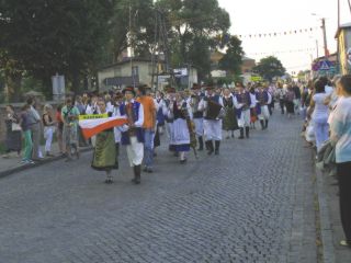 Poczatek kolumny parady